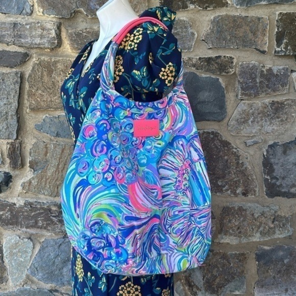 Lilly Pulitzer Bohemian Beach Pool Tote purse Bag Pink Blue Guilty Pleasure Lg.